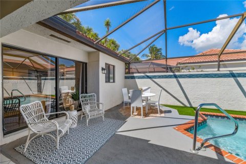 Снять в аренду виллу или дом в Джуно-Бич, Флорида 3 спальни, 154.68м2, № 1968844 - фото 19