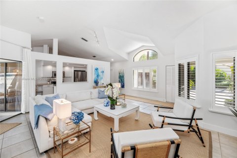 Снять в аренду виллу или дом в Джуно-Бич, Флорида 3 спальни, 154.68м2, № 1968844 - фото 6