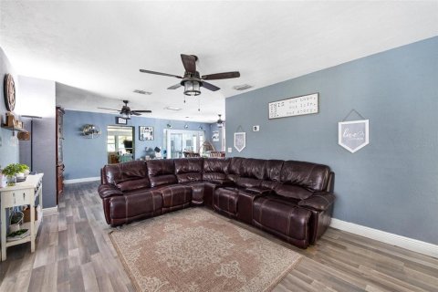 Casa en venta en Miami, Florida, 4 dormitorios, 131.46 m2 № 1876824 - foto 8
