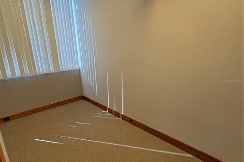 Propiedad comercial en alquiler en Winter Haven, Florida, 464.51 m2 № 1895215 - foto 11