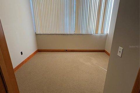 Propiedad comercial en alquiler en Winter Haven, Florida, 464.51 m2 № 1895215 - foto 9