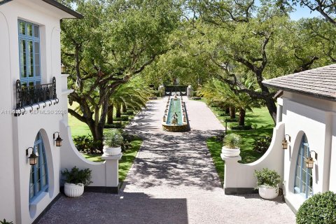 Casa en venta en Pinecrest, Florida, 8 dormitorios, 1116.96 m2 № 2053603 - foto 23