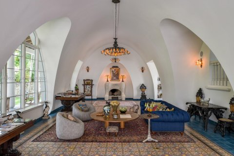 Casa en venta en Pinecrest, Florida, 8 dormitorios, 1116.96 m2 № 2053603 - foto 5