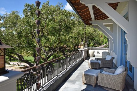 Casa en venta en Pinecrest, Florida, 8 dormitorios, 1116.96 m2 № 2053603 - foto 19