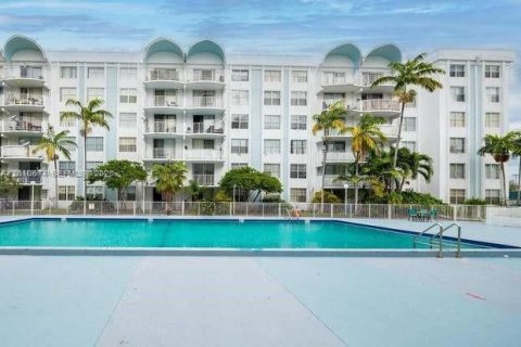 Condominio en venta en Miami, Florida, 1 dormitorio, 78.22 m2 № 2091024 - foto 17