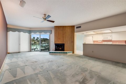Condominio en venta en Tierra Verde, Florida, 2 dormitorios, 146.79 m2 № 2258217 - foto 7
