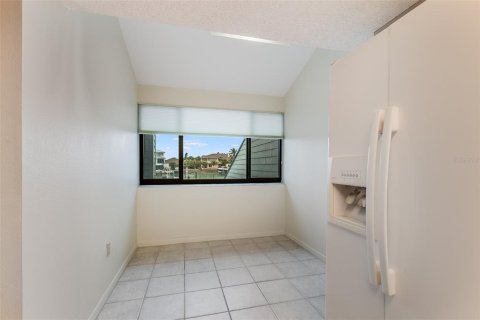 Condominio en venta en Tierra Verde, Florida, 2 dormitorios, 146.79 m2 № 2258217 - foto 11
