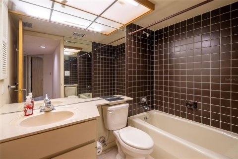 Condominio en venta en Tierra Verde, Florida, 2 dormitorios, 146.79 m2 № 2258217 - foto 15