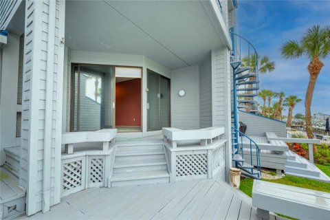 Condominio en venta en Tierra Verde, Florida, 2 dormitorios, 146.79 m2 № 2258217 - foto 3