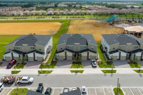 Condominio en alquiler en Davenport, Florida, 3 dormitorios, 166.11 m2 № 1873885 - foto 2