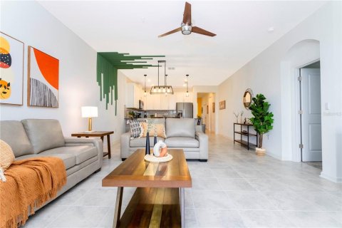 Condominio en alquiler en Davenport, Florida, 3 dormitorios, 166.11 m2 № 1873885 - foto 19
