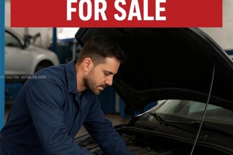 Immobilier commercial à Miami, Floride № 2059915