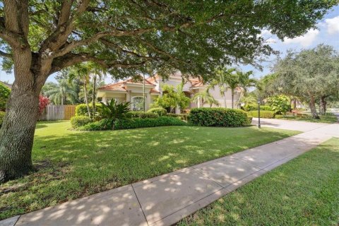 Casa en venta en Indialantic, Florida, 4 dormitorios, 297.1 m2 № 1898391 - foto 2