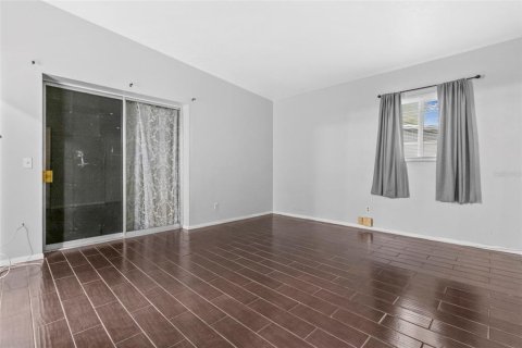 Купить виллу или дом в Брейдентон, Флорида 7 комнат, 150.5м2, № 2290756 - фото 14