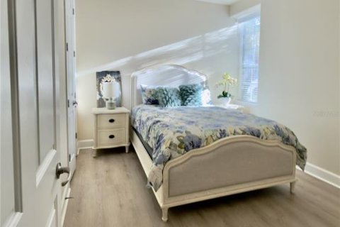Condo in University Park, Florida, 2 bedrooms № 2097080 - photo 21