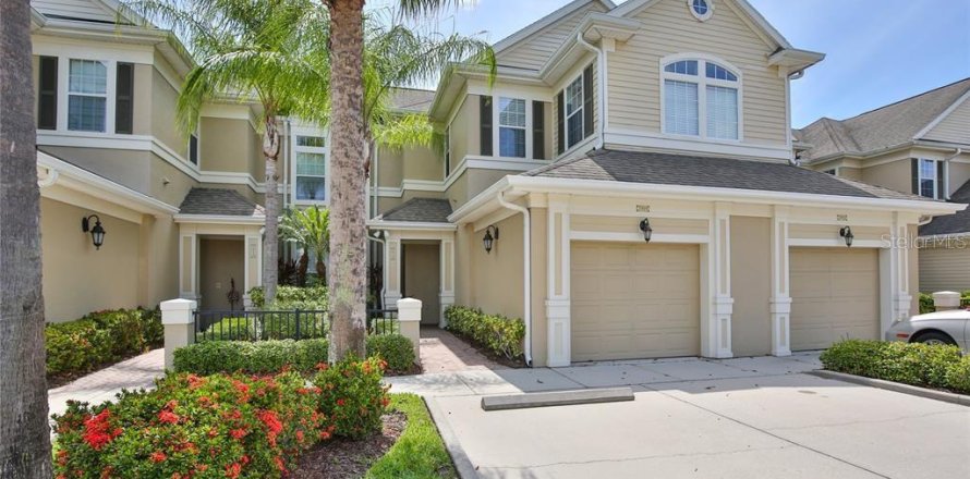 Condo in University Park, Florida, 2 bedrooms № 2097080