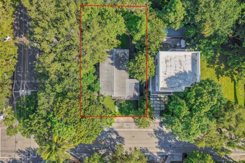 House in Miami, Florida 3 bedrooms, 104.05 sq.m. № 2037676 - photo 20