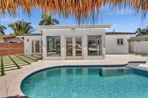 House in Dania Beach, Florida 2 bedrooms, 147.62 sq.m. № 1711414 - photo 26