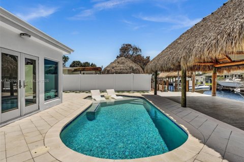 House in Dania Beach, Florida 2 bedrooms, 147.62 sq.m. № 1711414 - photo 27
