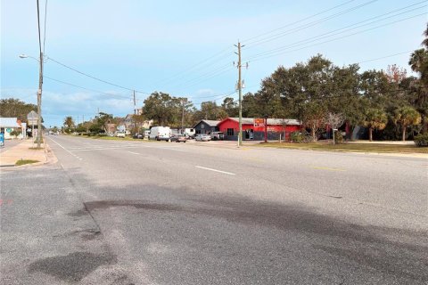 Propiedad comercial en venta en New Smyrna Beach, Florida, 93.46 m2 № 2150432 - foto 7