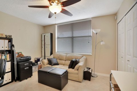 Copropriété à louer à Margate, Floride: 2 chambres, 102.19 m2 № 2245810 - photo 14