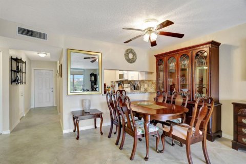 Copropriété à louer à Margate, Floride: 2 chambres, 102.19 m2 № 2245810 - photo 8