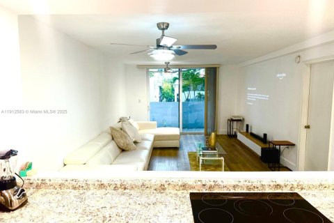 Copropriété à vendre à Miami Beach, Floride: 1 chambre, 65.03 m2 № 1968728 - photo 10