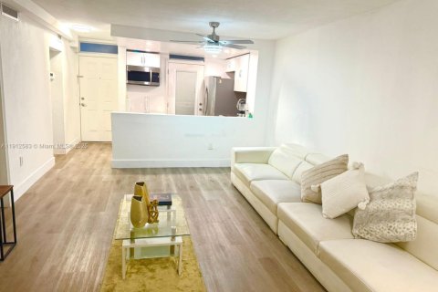 Copropriété à vendre à Miami Beach, Floride: 1 chambre, 65.03 m2 № 1968728 - photo 7