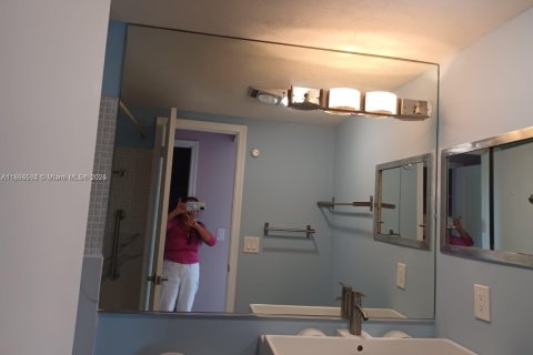 Снять в аренду кондоминиум в Уэст-Палм-Бич, Флорида 1 спальня, 63.55м2, № 1925613 - фото 10