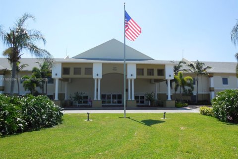 Снять в аренду кондоминиум в Уэст-Палм-Бич, Флорида 1 спальня, 63.55м2, № 1925613 - фото 17