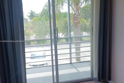 Снять в аренду кондоминиум в Уэст-Палм-Бич, Флорида 1 спальня, 63.55м2, № 1925613 - фото 8