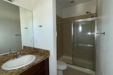 Townhouse in Pembroke Pines, Florida 2 bedrooms, 127.09 sq.m. № 2038514 - photo 26