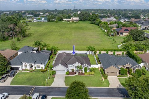 House in Lakeland, Florida 4 bedrooms, 218.23 sq.m. № 1840373 - photo 2