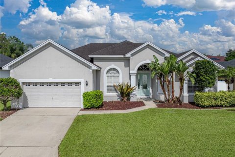 House in Lakeland, Florida 4 bedrooms, 218.23 sq.m. № 1840373 - photo 1