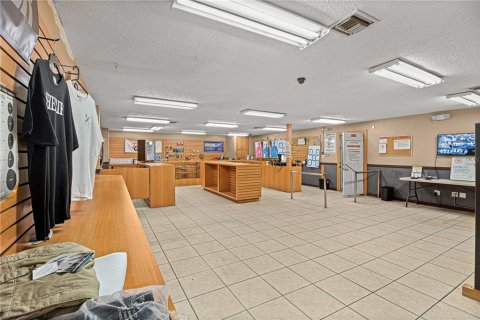 Commercial property in Ocala, Florida 1735.41 sq.m. № 454441 - photo 13