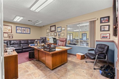 Commercial property in Ocala, Florida 1735.41 sq.m. № 454441 - photo 21