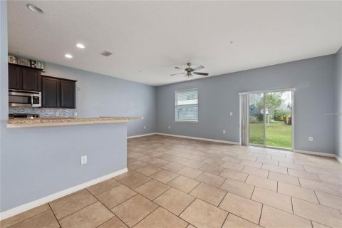 Townhouse in Orlando, Florida 3 bedrooms, 157.84 sq.m. № 2123584 - photo 5