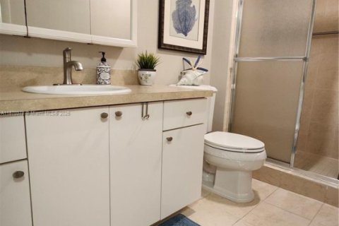 Copropriété à vendre à Deerfield Beach, Floride: 2 chambres, 92.9 m2 № 1924355 - photo 17