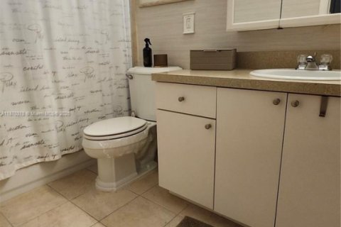 Copropriété à vendre à Deerfield Beach, Floride: 2 chambres, 92.9 m2 № 1924355 - photo 22