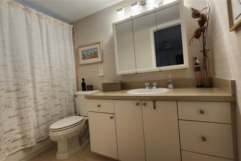 Copropriété à vendre à Deerfield Beach, Floride: 2 chambres, 92.9 m2 № 1924355 - photo 21