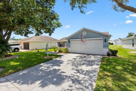 House in The Villages, Florida 2 bedrooms, 128.48 sq.m. № 1744577 - photo 4