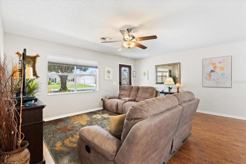 House in The Villages, Florida 2 bedrooms, 128.48 sq.m. № 1744577 - photo 8