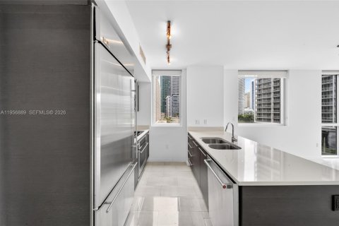 Condominio en alquiler en Miami, Florida, 2 dormitorios, 102.19 m2 № 2011796 - foto 5