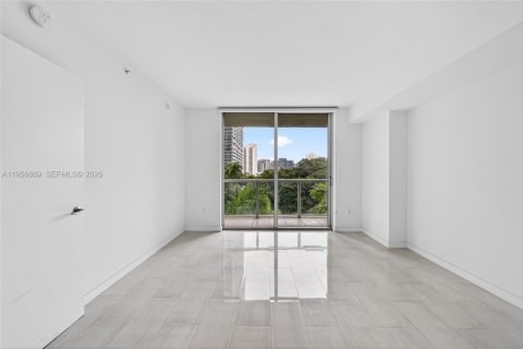 Condominio en alquiler en Miami, Florida, 2 dormitorios, 102.19 m2 № 2011796 - foto 29