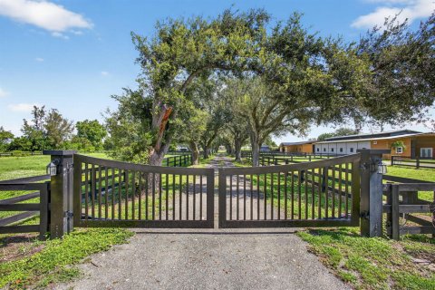 Villa ou maison à vendre à Wellington, Floride: 4 chambres, 212.56 m2 № 2194317 - photo 2