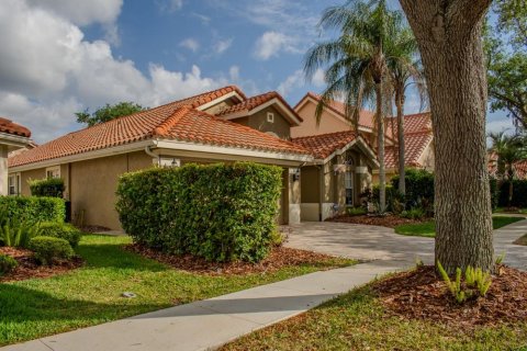 Casa en venta en Lutz, Florida, 4 dormitorios, 195.09 m2 № 1618021 - foto 2