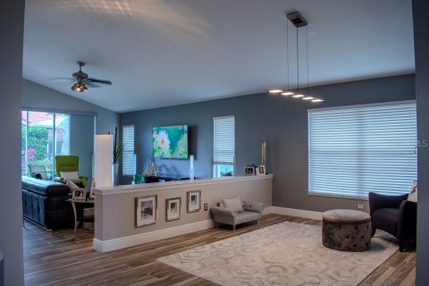 Casa en venta en Lutz, Florida, 4 dormitorios, 195.09 m2 № 1618021 - foto 13