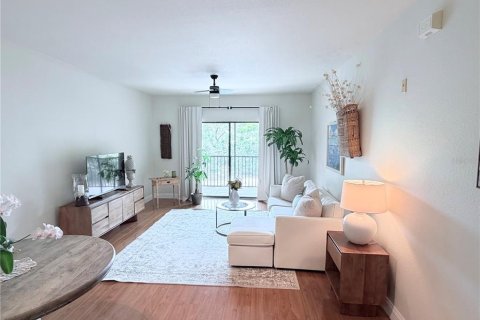 Touwnhouse à louer à Palm Harbor, Floride: 1 chambre, 77.11 m2 № 2419244 - photo 2