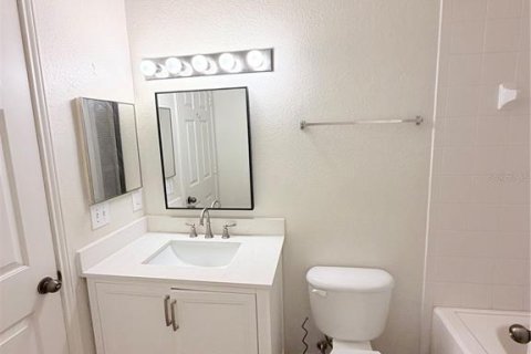 Touwnhouse à louer à Palm Harbor, Floride: 1 chambre, 77.11 m2 № 2419244 - photo 16
