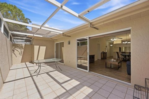 Condo in Bradenton, Florida, 2 bedrooms  № 2379602 - photo 21